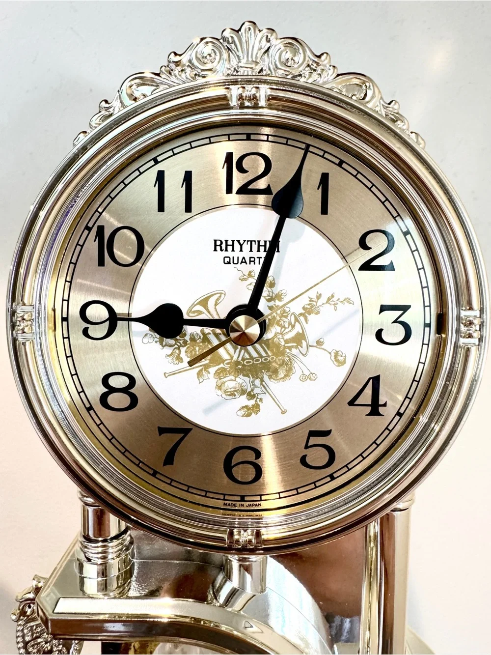 Vtg Rhythm 4RH678 Quartz Motion Clock Dancing Couples Stairway To Heaven Japan!